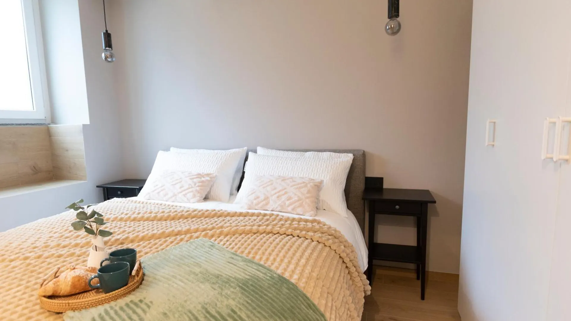 Contatti di Ihost Luxury -Free Parking- Plana 8